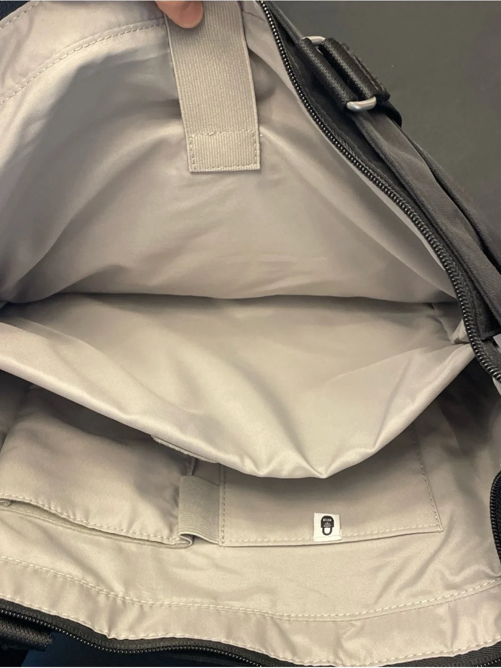 Baggallini Black Nylon Messenger Bag with Front Pockets